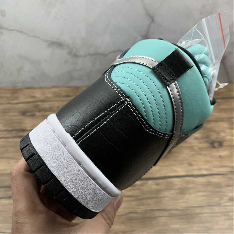 Nike SB Dunk High Diamond Supply Co. Aqua Blue 653599-400