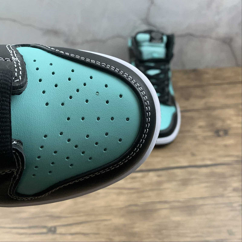 Nike SB Dunk High Diamond Supply Co. Aqua Blue 653599-400