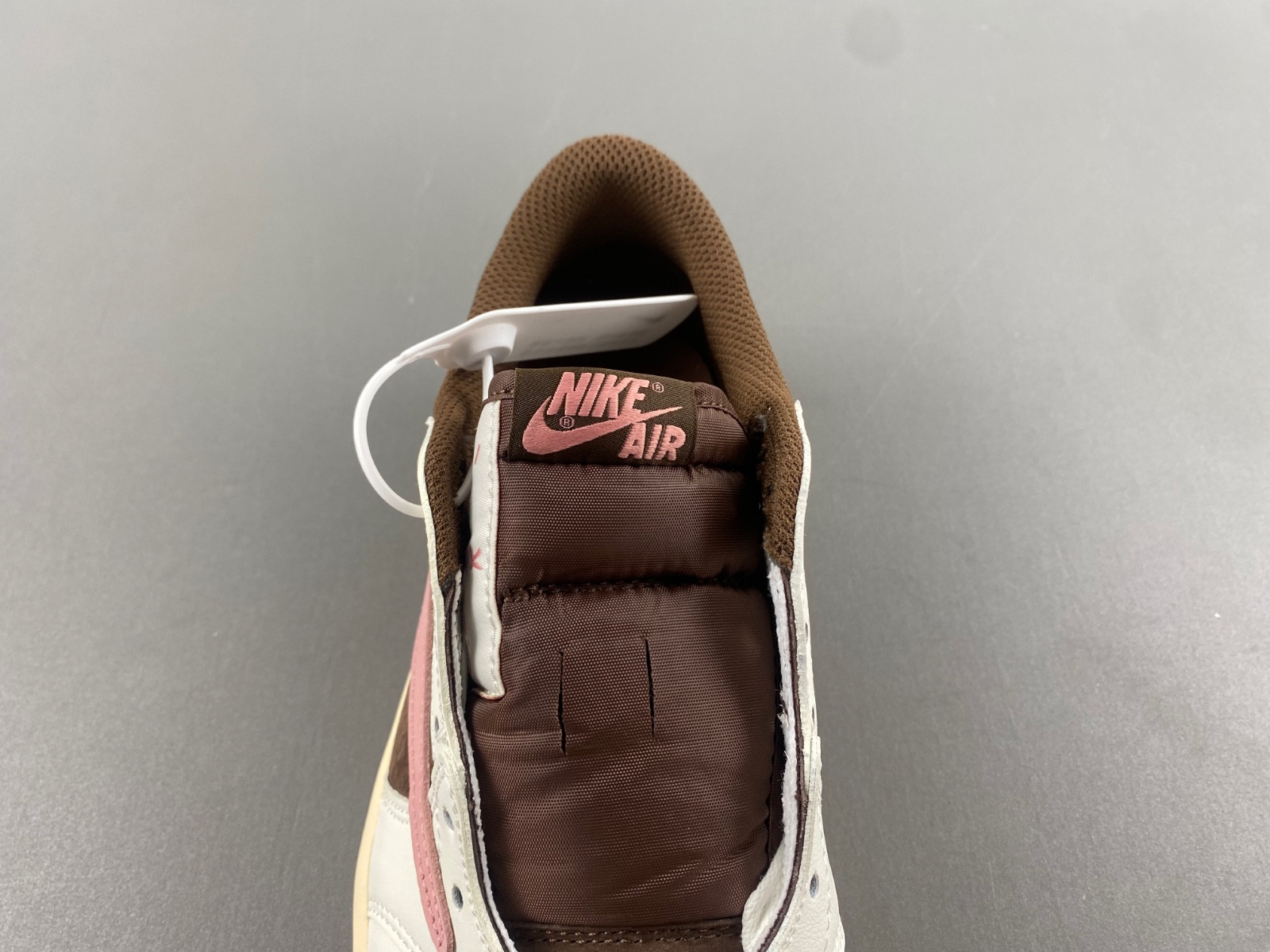 Travis Scott x Air Jordan 1 Low OG DZ4137-206